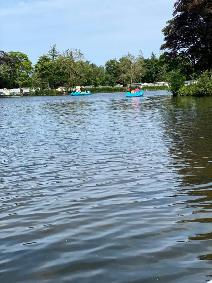 Haggerston Castle 6 Berth Caravan - Lakeside North 23 Cheswick  Bagian luar foto